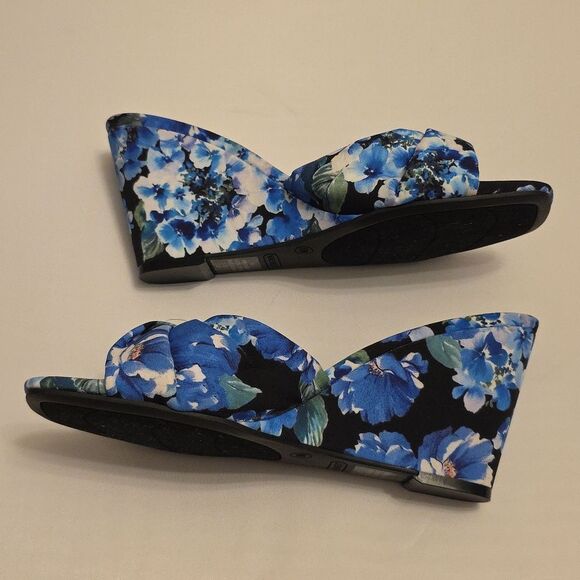 BRAND NEW NINE  WEST FLORAL  EMBELLISHMENT SQUARE OPEN TOE WEDGE SANDALS… - Picture 9 of 16